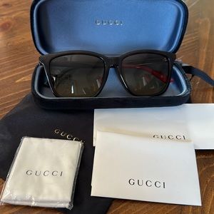 Gucci Sunglasses GG0404SA